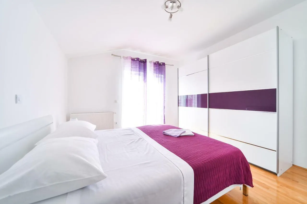 ゲストハウス Apartman Novokmet-Crno クロアチア