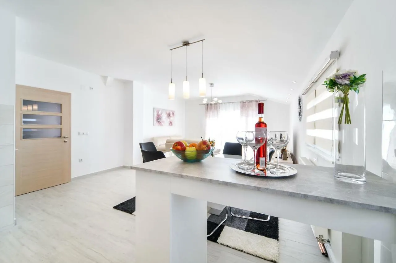ゲストハウス Apartman Novokmet-Crno クロアチア
