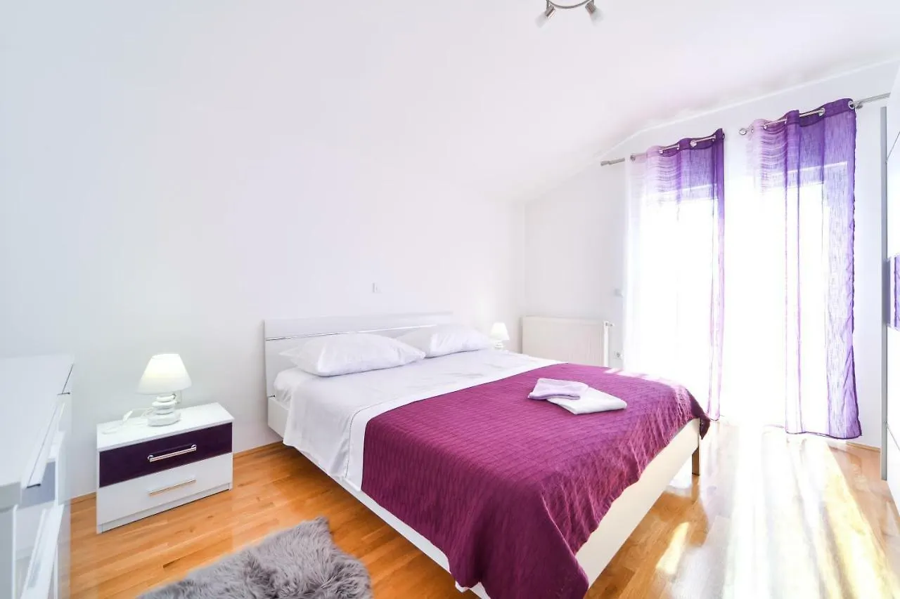 Apartman Novokmet-Crno 0*, Crno Kroatien